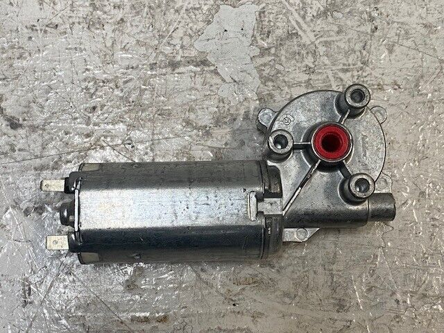 Nidec Worm Gear Motor 404.15V 33 2253 2000 24V 211214G