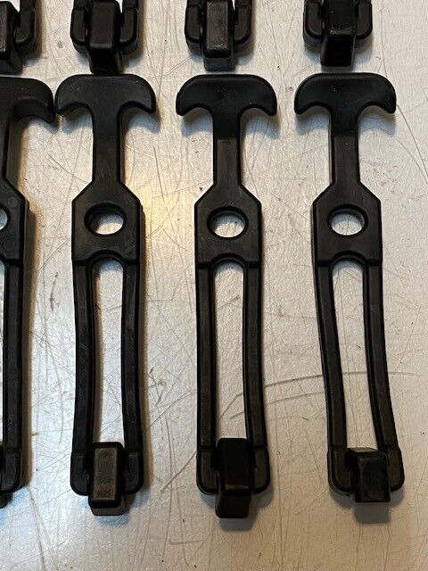 24 Quantity of Rubber Flexible T-Handle Draw Latches 7-3/4" L 1-3/4" W (24 Qty)