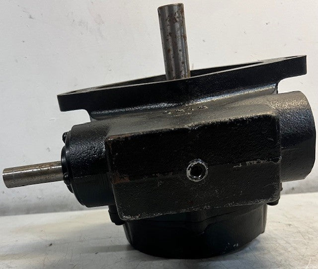 Leedy Manufacturing Right Angle Gear Reducer 9272 Industrial Speed Reducer