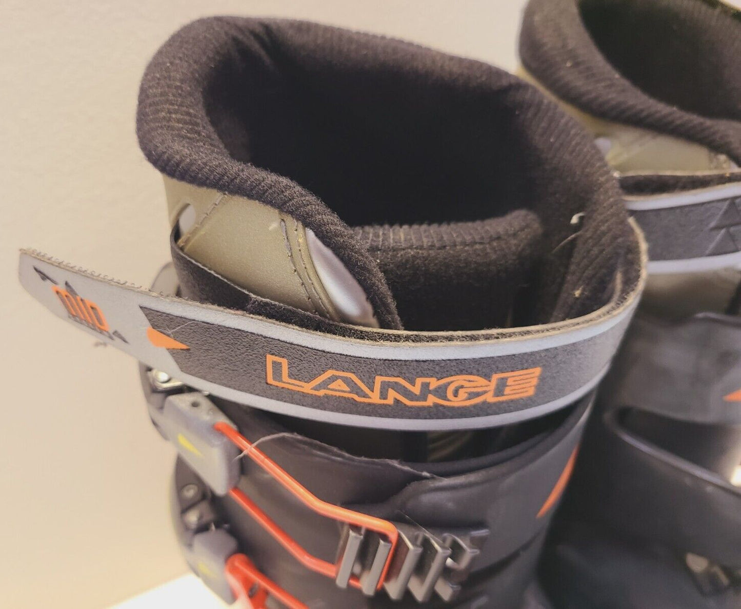 Lange Downhill Ski Boots Mid 4.61 | Orange 26.5