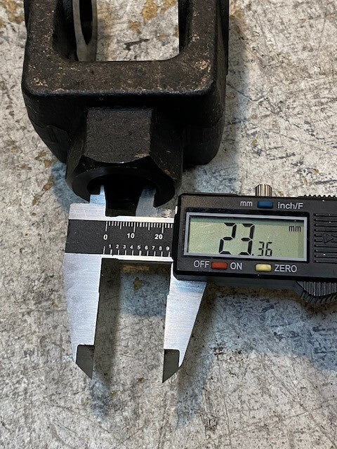 SPEEDAIRE Rear Cast Iron Clevis Mounting Kit 1A018 | BDC-10