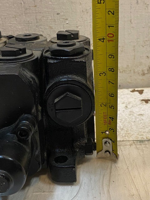 Husco 4-Spool Hydraulic Control Valve D10M0997 | 8526400 | 5000-0292