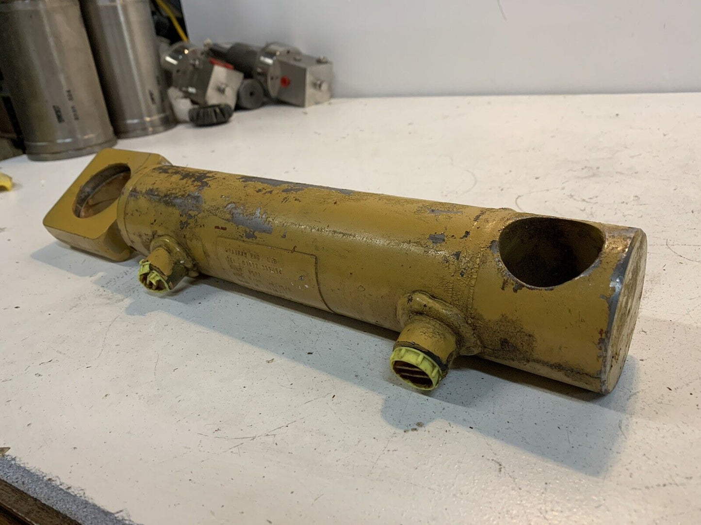 Wrayram Eng. D572 Hydraulic Cylinder HR275/A | 13302-1 | Mesaurements pictured