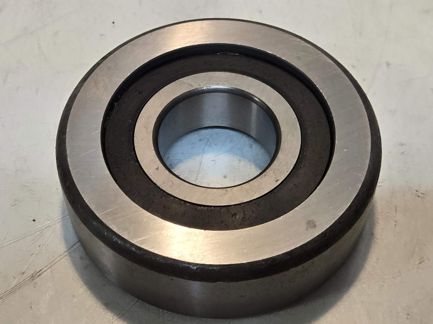 SX Mast Bearing D581815 for Forklift | 109.5 mm OD x 40 mm Bore x 31 mm Thick