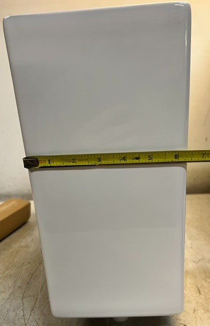 Lavrik 1.28 GPF Reversible Toilet Tank In White SHLA111007WH | 559423