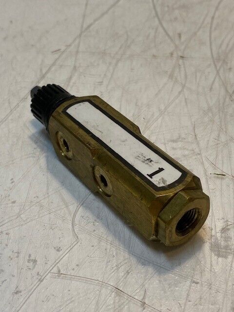 Master Pneumatics Line Lubricator Servo-Meter Valve 1 V 4" L 9mm ID 6mm Shaft