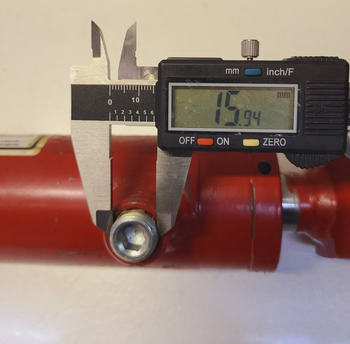 Hydraulic Cylinder Part Number J18836