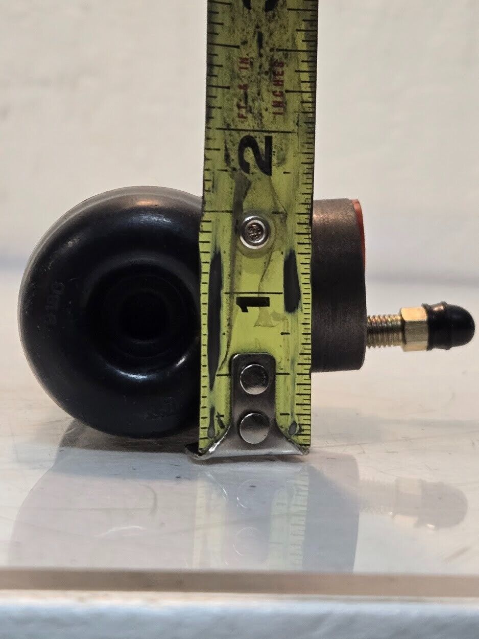 TCIC Brake Cylinder FD20 for Forklift | TCIC 29 J | 3 7/8" Long 1 1/2" Diameter