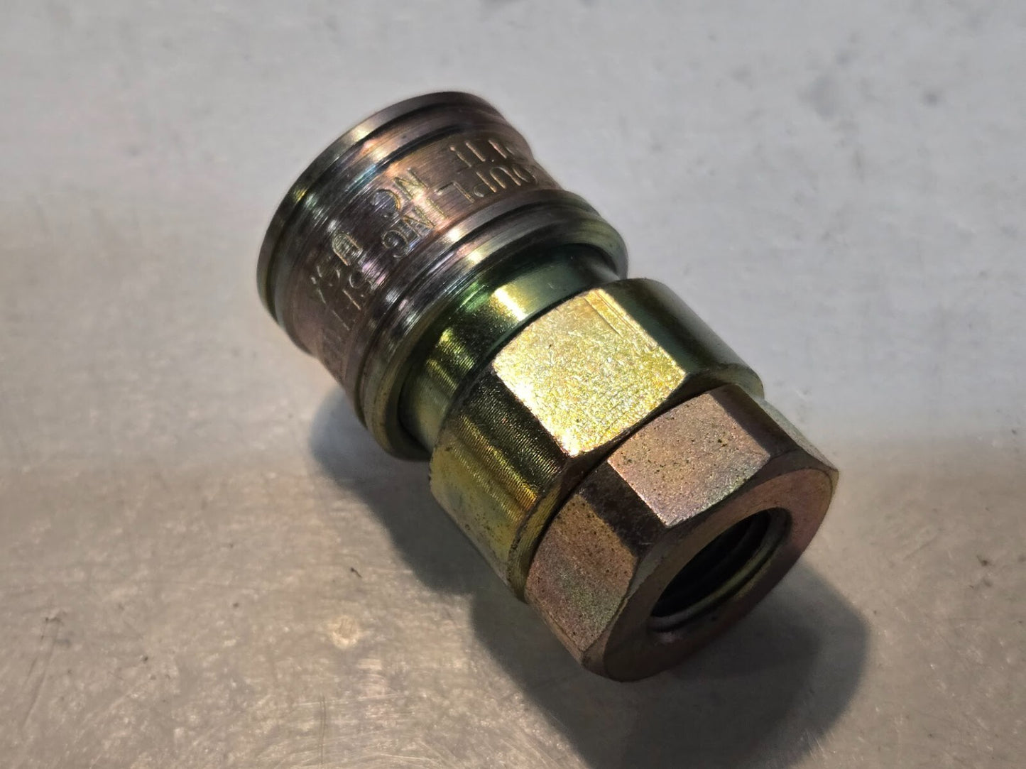 3 Quantity of Perfecting Coupling Series V Quick Connect 1/4"-18 x 1/4" (3 Qty)