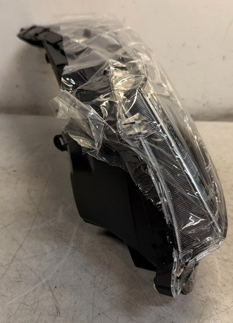 Headlight Assembly LH DOT VR SAE HR HB3 HB4 I5 AP2P QING TIAN For Sedan