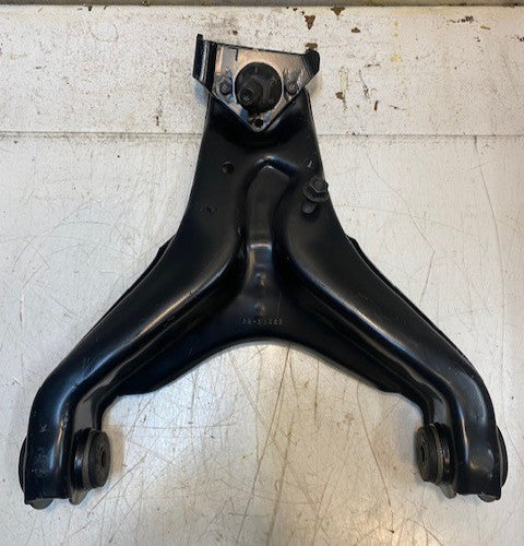 Suspension Control Arm 92-35383 | 14-1/2" Long 13-1/2" Wide
