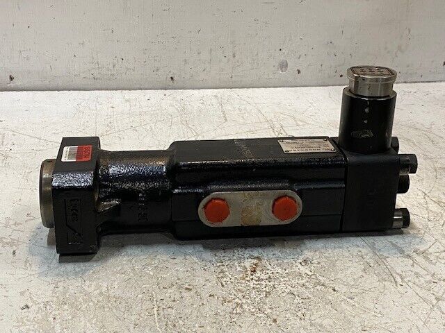 Woodward ECVAB220D0910 Locomotive Fuel Injection Pump GE 132X1755 | 41C640904P1