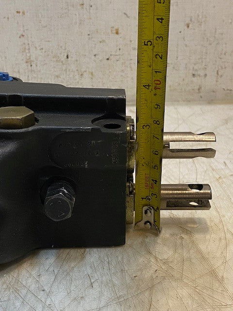 Clark Terex Forklift 2 Spool Auxiliary Hydraulic Valve CPN 2783167 | 502030