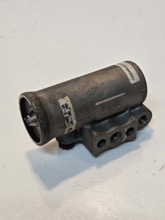 Bendix Air Brake Governor Valve 5010669 D-2A | 105-130 PSI | T-293975-J | 45013
