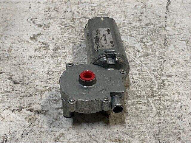 Nidec Worm Gear Motor 404.15V 33 2253 2000 24V 211214G