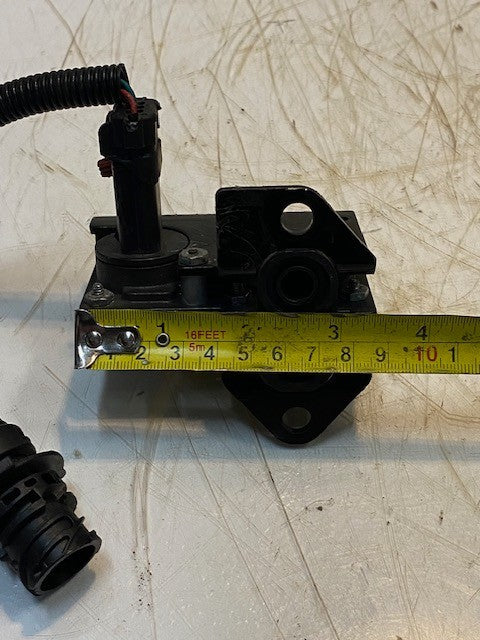 Exhaust Gas Differential EGR Pressure Sensor for Volvo Trucks 21442662 | 10W405
