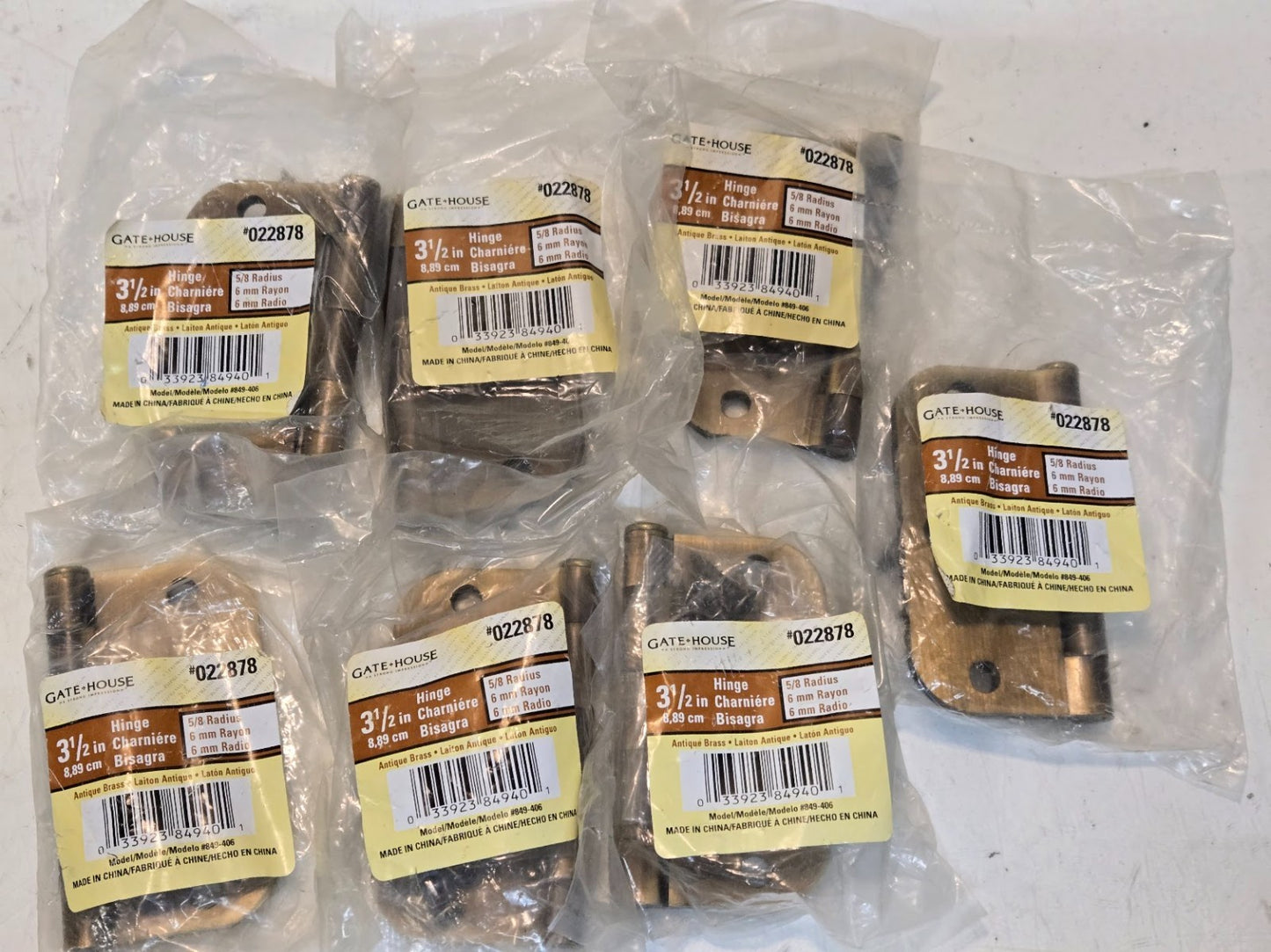 7 Quantity of Gatehouse 022878 3-1/2" Hinges Antique Brass 033923849401 (7 Qty)