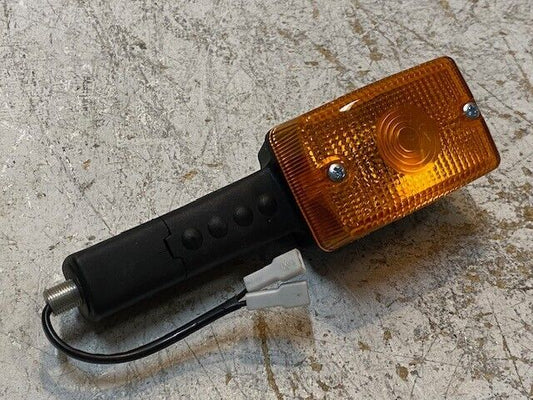 Turn Signal Indicator R10W | 50R-0001 | 50R-0002 | SAE D90 169