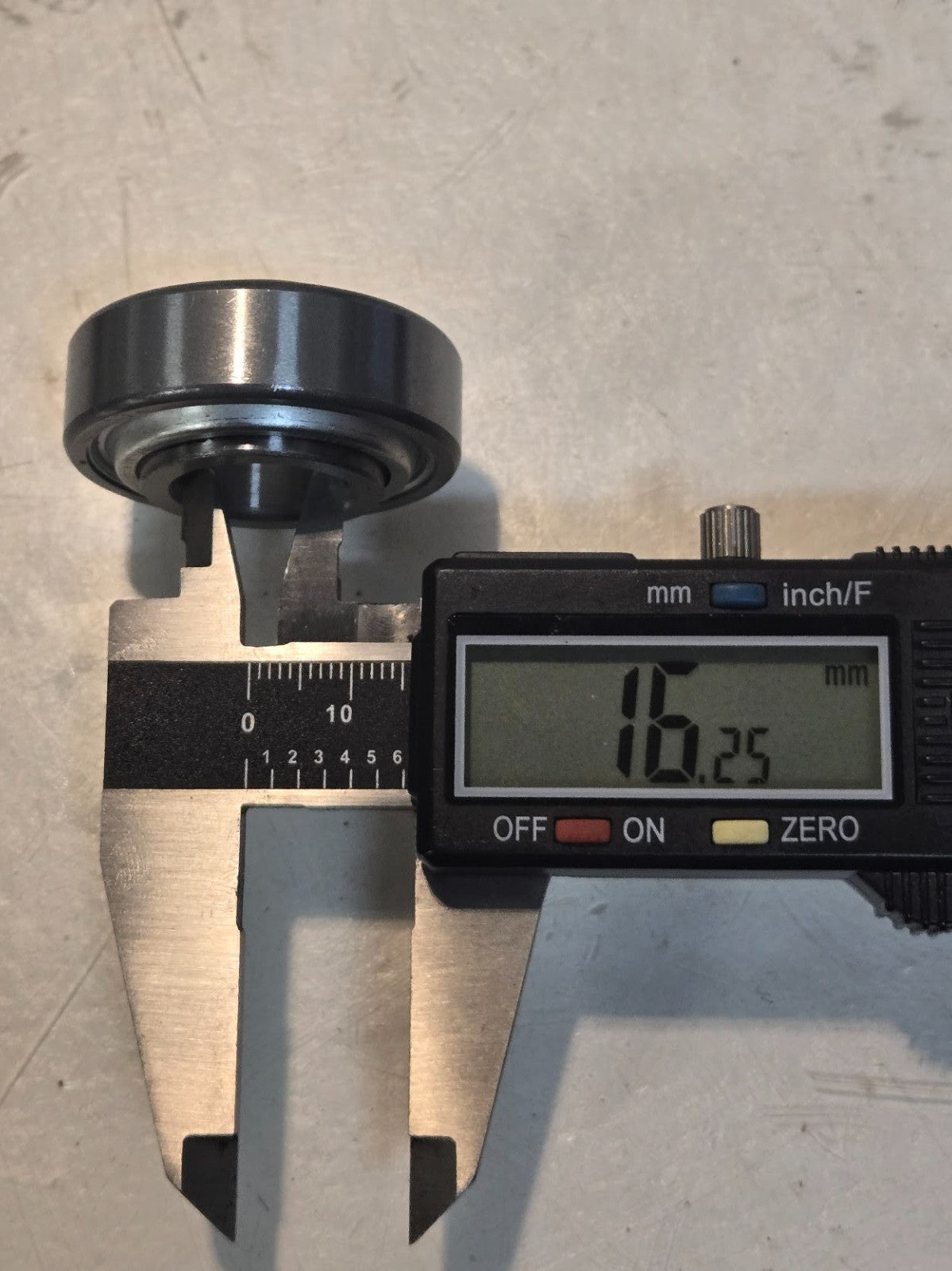 6 Quantity of HLU Bearings 203KRR-2DG | 40 mm OD x 16.25 mm Bore (6 Qty)