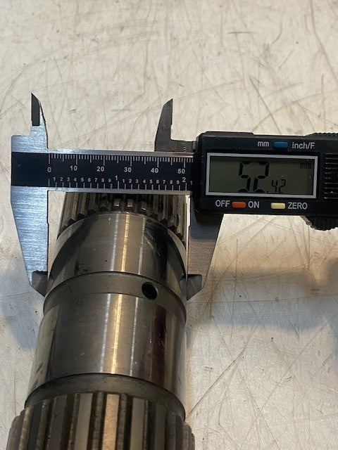 Sun Gear Shaft MIF13 | 7-1/4" Long 52mm 32-Spline 62mm 24-Spline 43mm ID