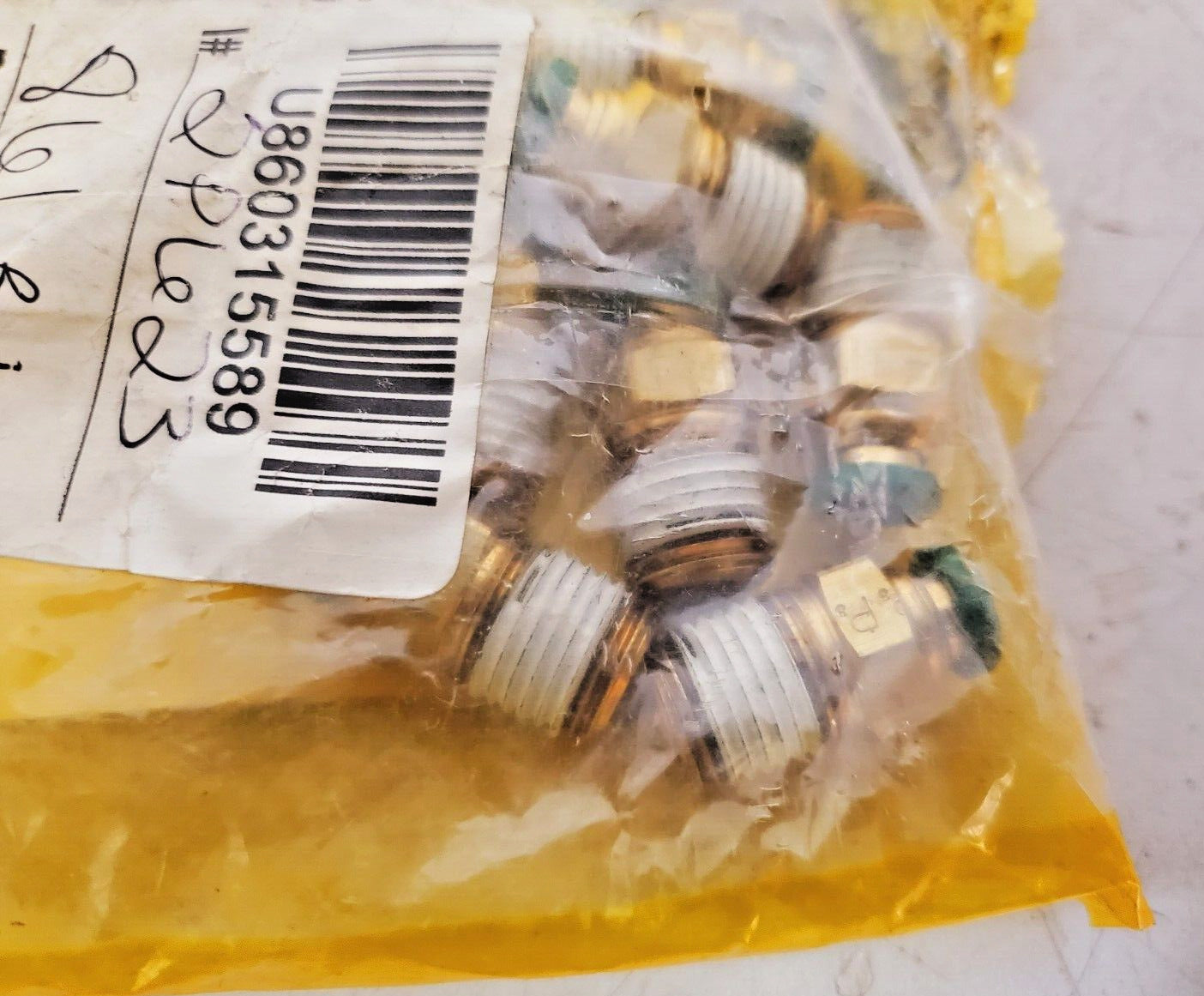 10 Quantity of Parker Fluid Connectors Fittings 2P623 | U860315589 10 Qty)