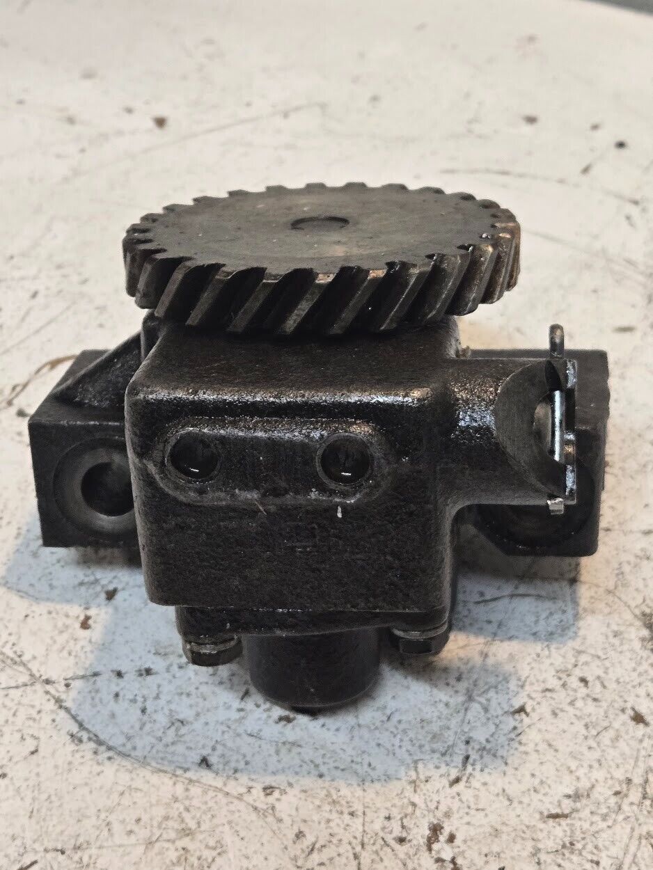 Engine Oil Pump G2039 for Case G11844