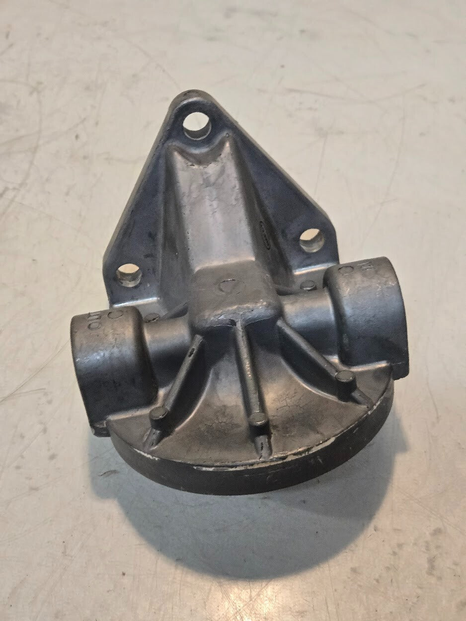 Fleetguard Adaptor Head 3304173S with Luber-Finer LFP-777PB Lube Filter