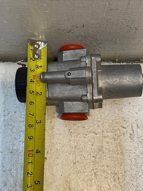 Jade Gas Cock Safety Valve J-100 | 5" L x 3" W x 2-1/2" H 8mm ID