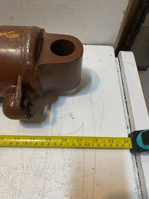Hydraulic Cylinder 31" Long 4-1/2" Dia. 38mm Bore