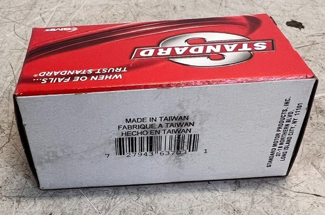 4 Quantity Standard Motor Products SPP185E Coil-On-Plug-Boots (4 Quantity)