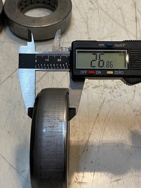 3 Quantity of T208 Sealed Thrust Roller Bearings 52x93x27mm (3 Quantity)