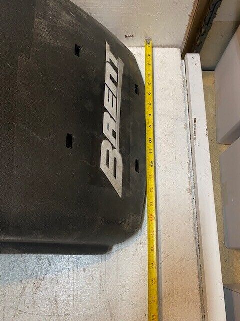 Brent Fender 18-1/2" Wide 49-1/2" Long 14" Tall