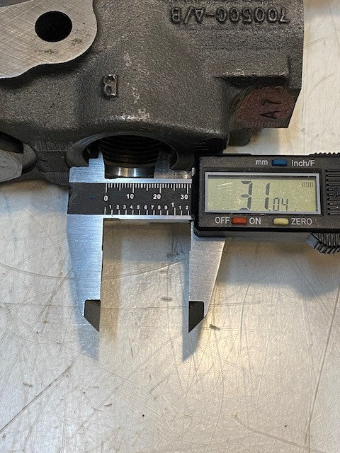 Hydraulic Directional Spool Valve Section 700500-A/B | 8100