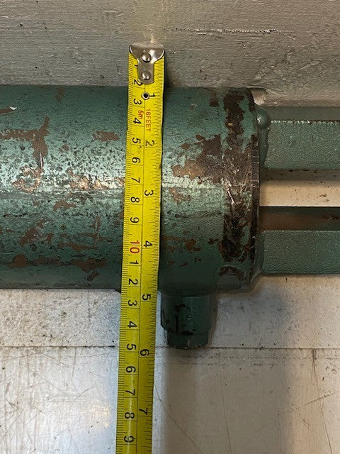 Hydraulic Cylinder 33-09-G | 19673C | 22-1/2" Long 6" Deep 4-1/2" Dia. 25mm Bore