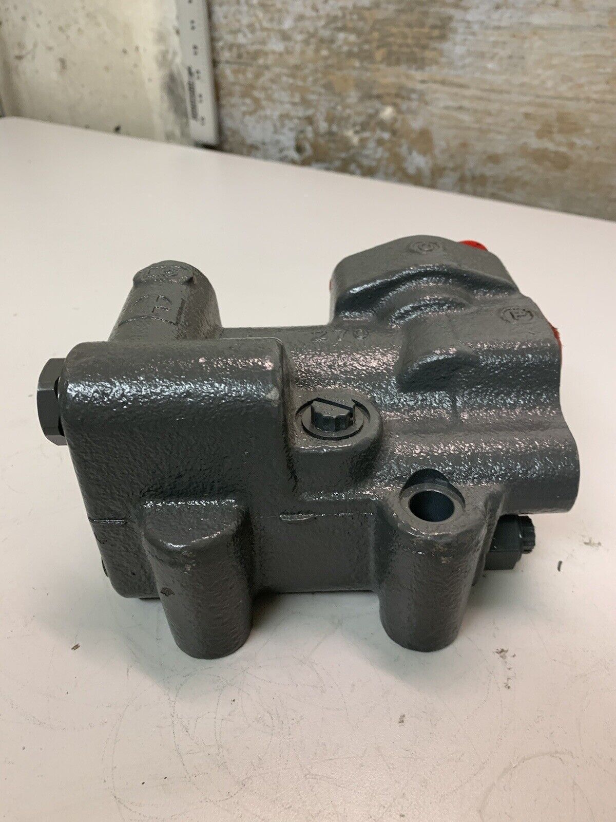 04M147 MICO Accumulator Charge Valve 06-463-514