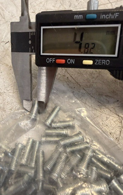 Bag Of 400 PEM Self-Clinching Threaded Studs S.W. Anderson Model FH-M5-15ZI