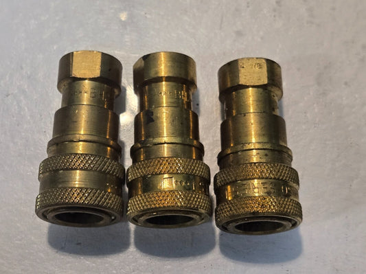 3 Quantity of Parker BH2-60 Hydraulic Quick Connect Fittings 1/4-18 NPFT (3 Qty)