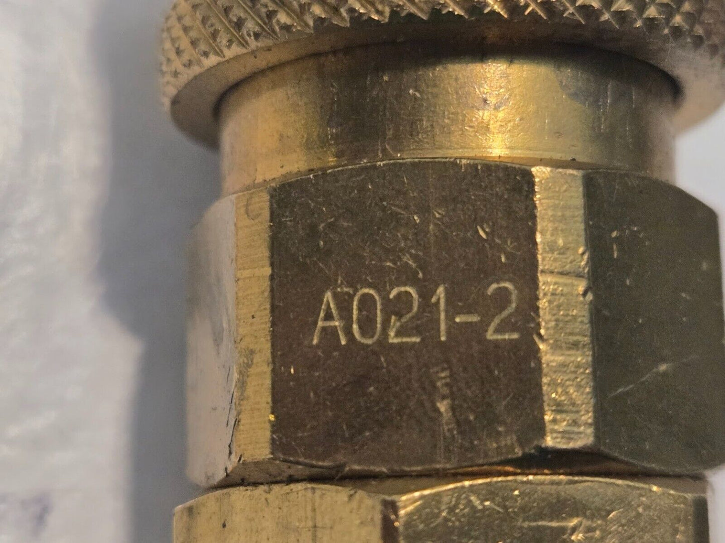 Snap-Tite BVHC-6 3/8" Quick Connect Coupling A021-2 3/8" FNPT 3/8" Quick Connect