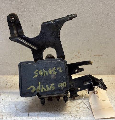 2006 Jaguar ABS Controller with Bracket | 5W93-2C405 | 10.0926-1006.3