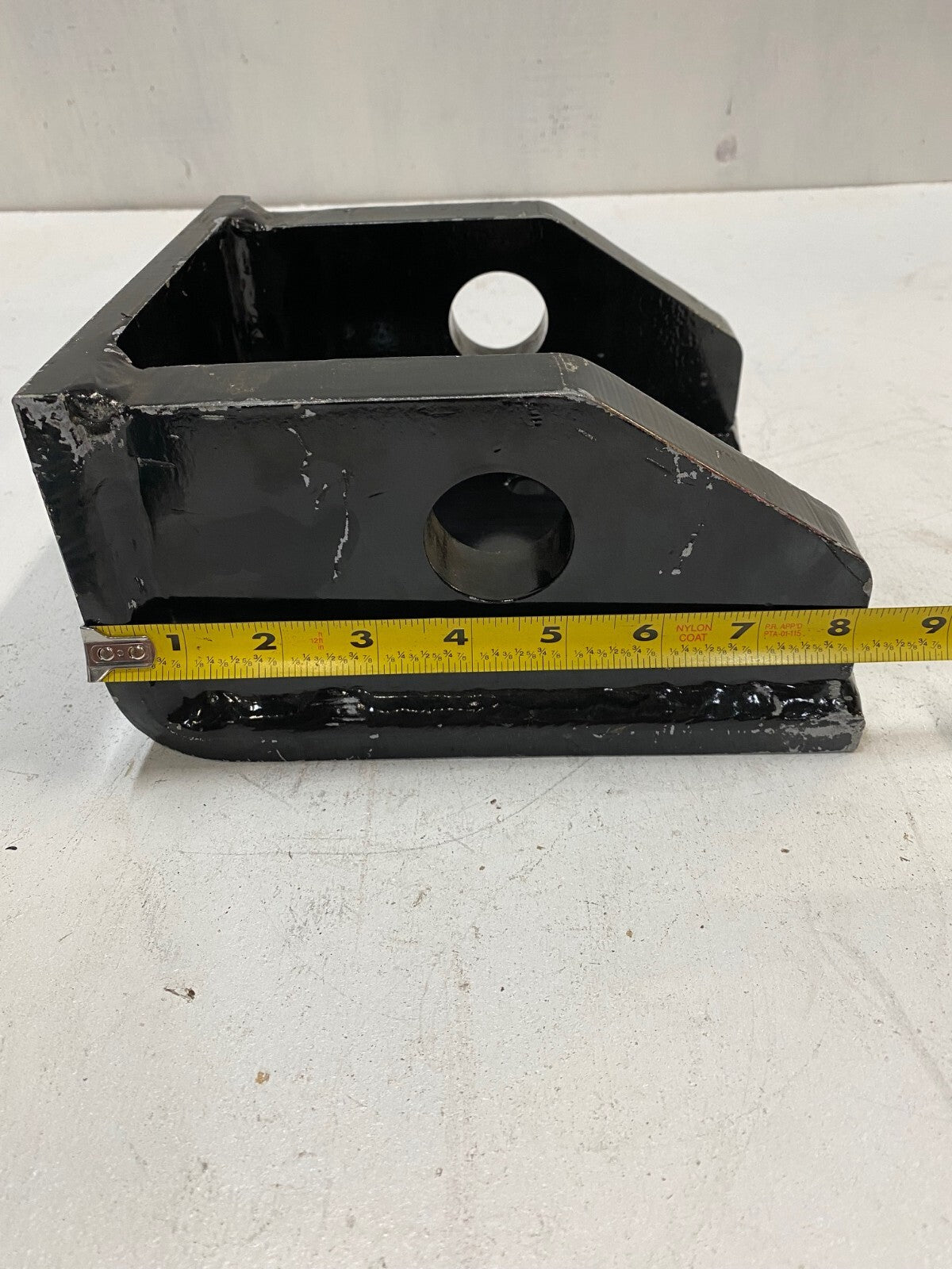 15-13420 Upper Tilt Cyl Mntng Brckt 66B11