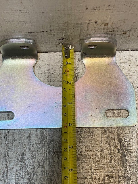 Bendix Bracket 298947 | 7-1/2" L 4" W 1-3/4" H | 11mm Holes