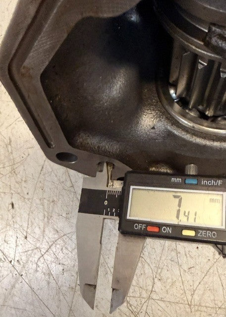Power Take-Off Unit Gearbox Mechanical Power Transfer Assembly Vechicle Part