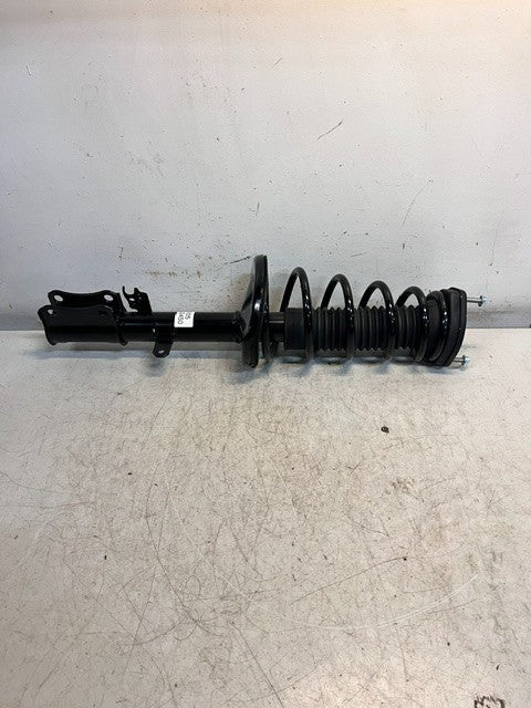 Front Strut And Spring Assemblies Driver And Passenger Side 104132450 | 10513250