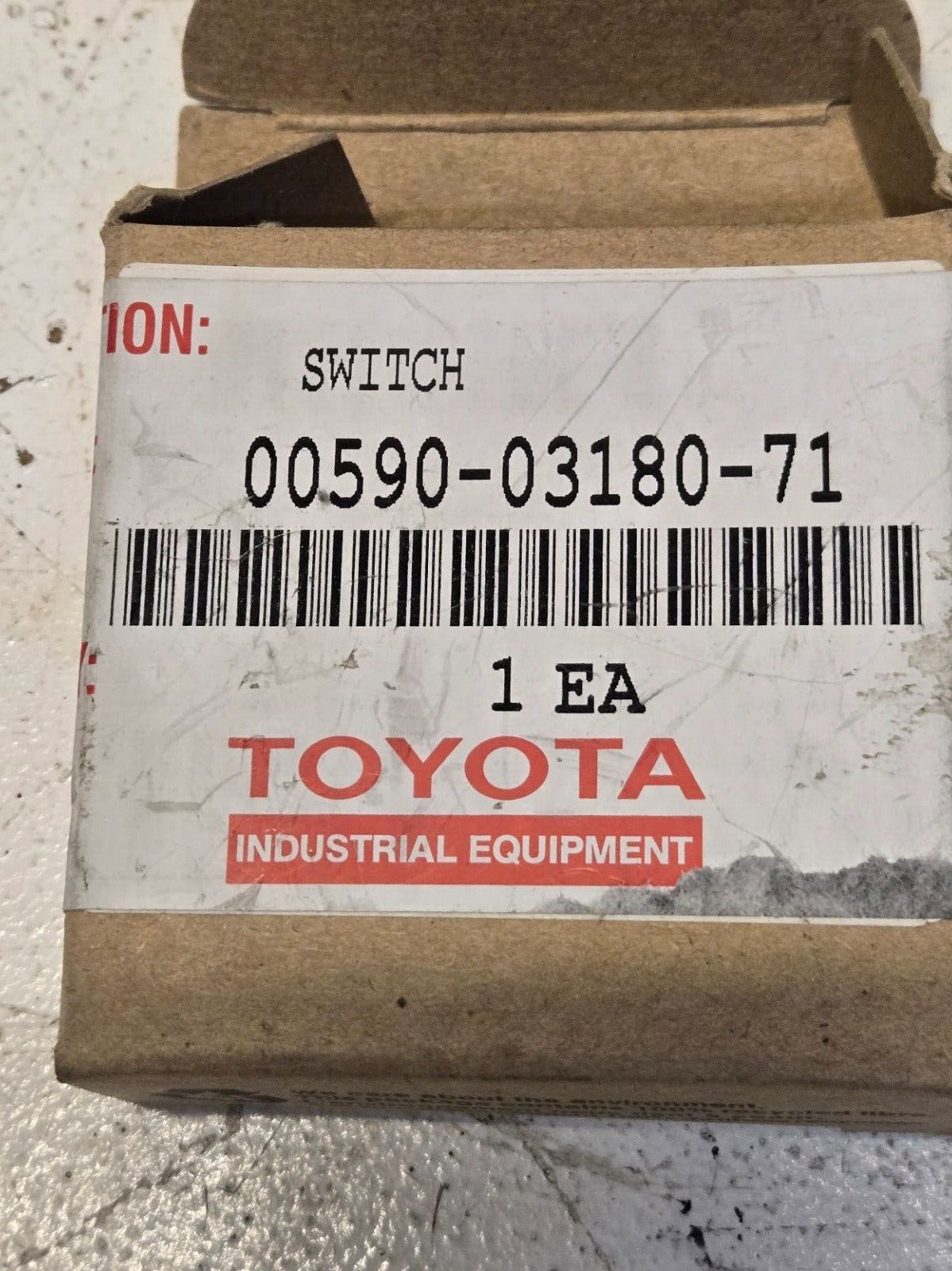 Toyota Forklift Switch 00590-03180-71 | 11-530029