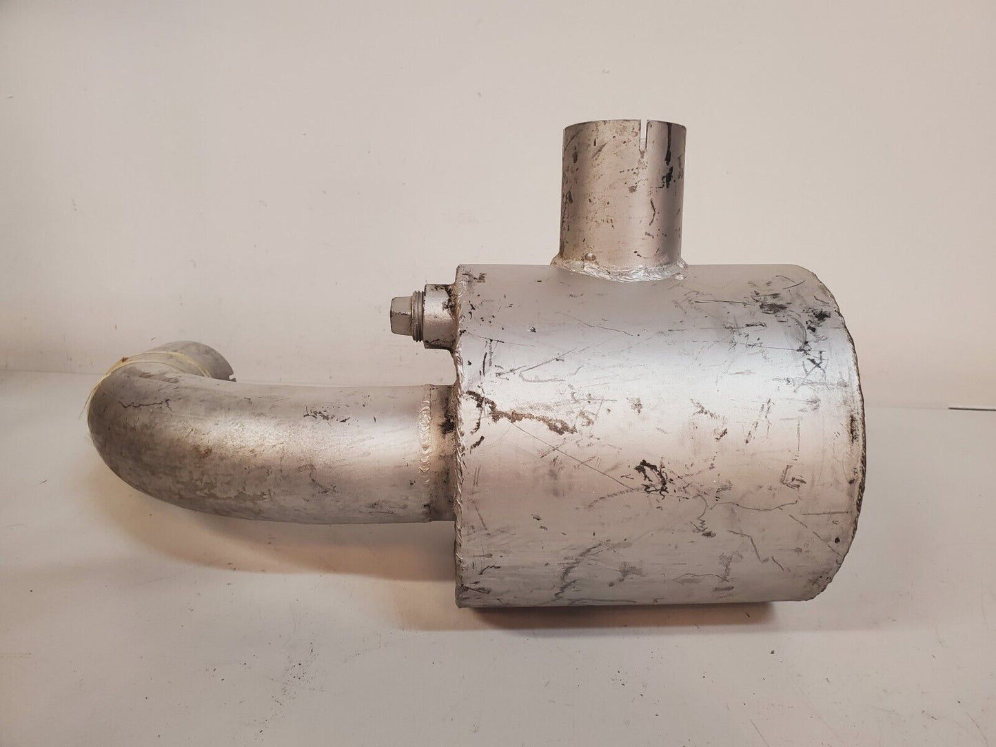 Exhaust Muffler DLA700-86-M-2721 | 2992007317937