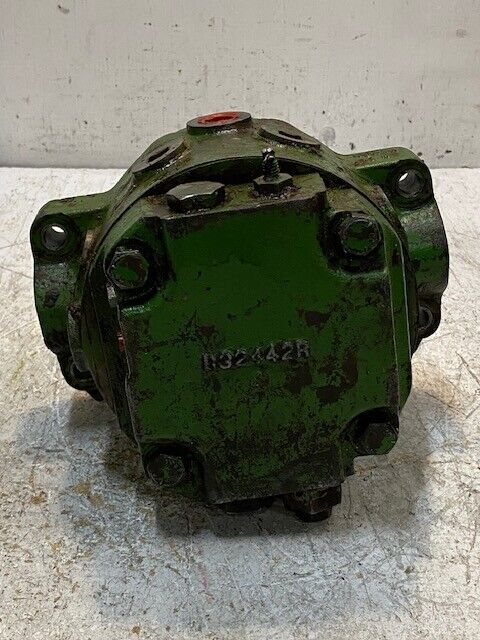 John Deere Hydraulic Pump R32442R, R324, 41R