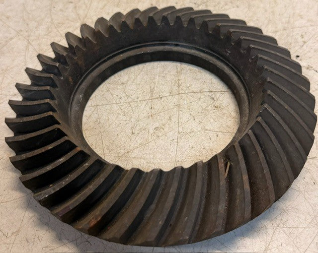 Differential Spiral Bevel Gear 05-19-355 | 39 Tooth 9 In OD 5 In Bore