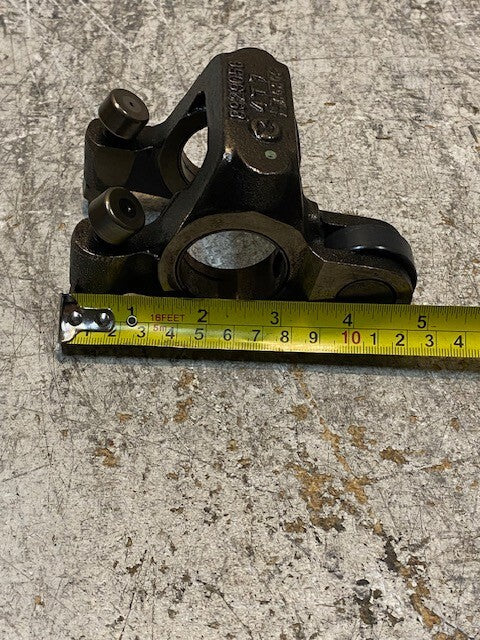 Engine Rocker Arm 8929056 | 4-3/4" Long 2-3/4" Tall 2-7/8" Wide 36mm Bore