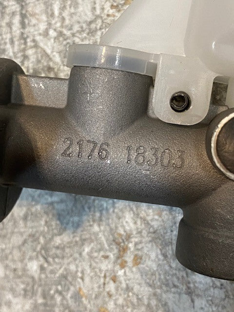 2 Quantity- Duralast 350132 For Subaru Clutch Master Cylinder 2176-18303 (2 Qty)