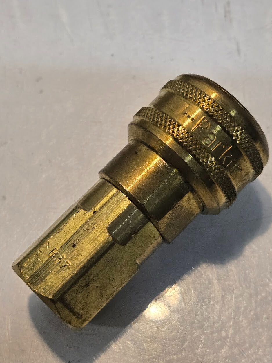 Parker 30 Series B37 1/2" Quick Connect Coupler 1/2"-14 Female Threads